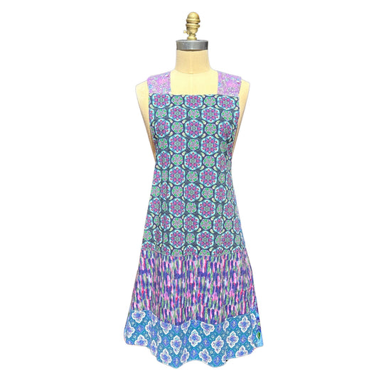 💀 Frida’s Garden of Dreams — Handmade Reversible Crossback Apron