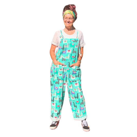 🦙 Janetmade – The Llama Drama Dungarees