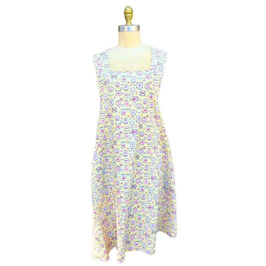 🍋 Lemon Whip – Handmade Reversible Crossback Apron in Cupcake Print & Patchwork Yellows