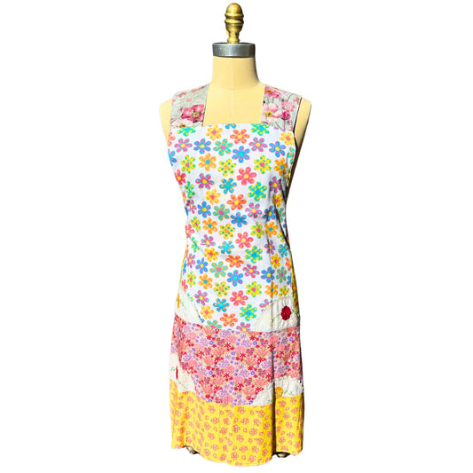 🧶 Big Bird’s Doily Bloom — Handmade Reversible Crossback Apron